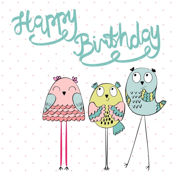 Три пташки — рожева, жовта і синя — під рукописним написом Happy Birthday