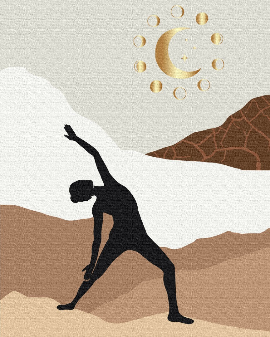 Silhouette in einer Yoga-Seitendehnung vor Wüstendünen und goldenem Halbmond mit Mondphasen