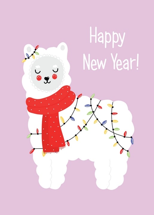 Weißes Lama mit rotem Schal und bunter Lichterkette vor lila Hintergrund, Schriftzug „Happy New Year!“.
