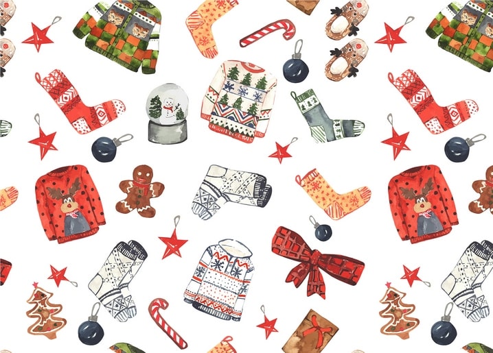 Muster aus gestrickten Weihnachtspullovern, einer Schneekugel und einem Lebkuchenmann