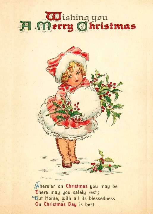 Vintage-Postkarte eines Mädchens mit Pelzhaube und stechpalmenbesetztem Muff im Schnee