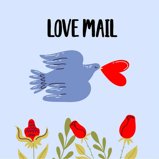 Blaue Taube trägt ein rotes Herz unter dem Schriftzug „Love Mail“ zwischen Tulpen