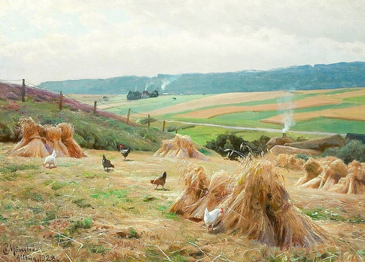 Getreidegarben und Hühner auf einem Erntefeld bei Bornholm, Gemälde von Peder Mønsted, 1928