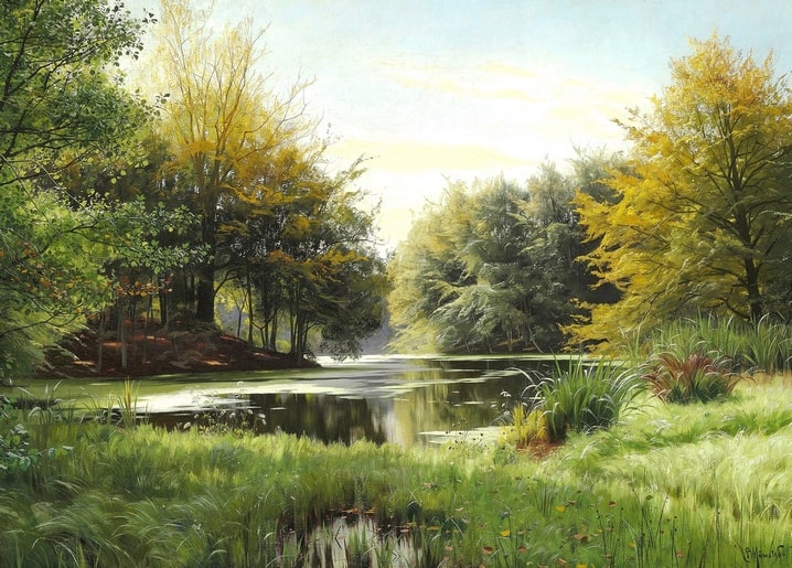 Gemälde von Peder Mørk Mønsted: stiller Waldteich mit goldenem Spätsommerlaub