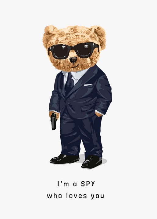 Teddybär als Spion im Anzug mit Sonnenbrille und Spielzeugpistole