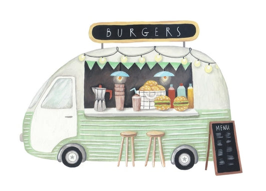 Vintage grüner Foodtruck mit Burgern, Kaffee und Milchshakes unter Lichterketten