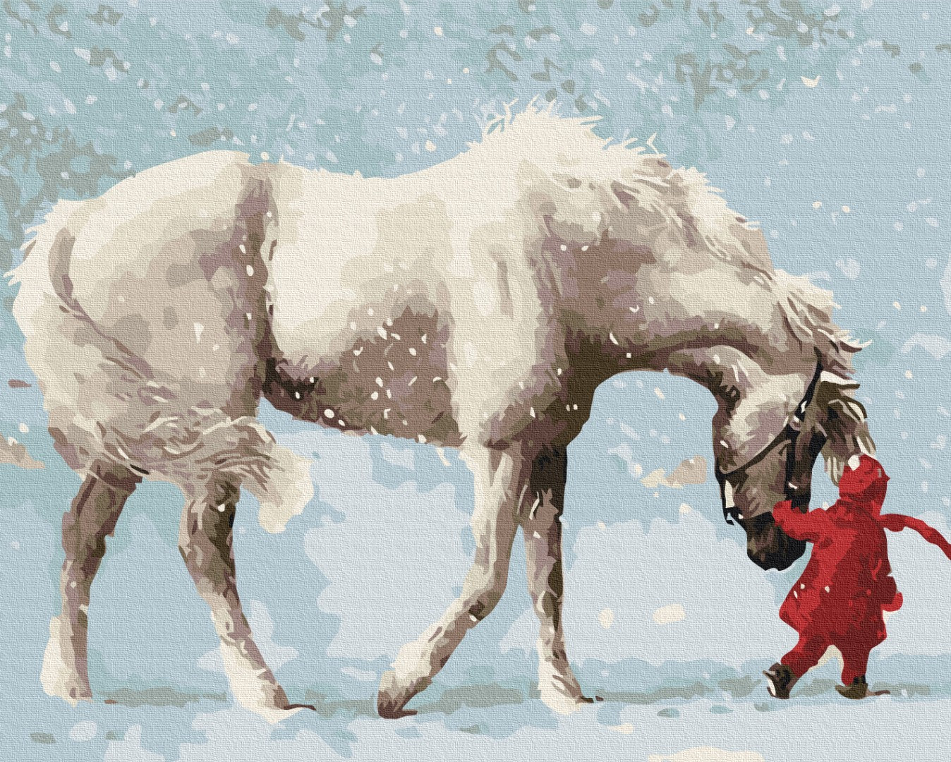 Weißes Pferd neigt den Kopf zu einem Kind im roten Mantel im Schneefall